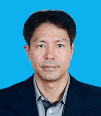 黄东益