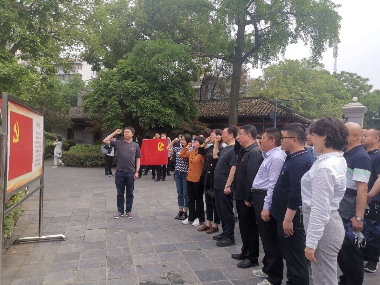 张家口市交投集团管理人员综合素能提升研修班在武汉大学顺利举办